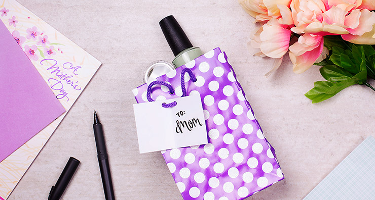 What My Mom is Getting: 6 Mother's Day Gift Ideas