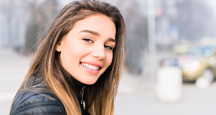 How daily pollution is aging your skin (and how you can stop it!)